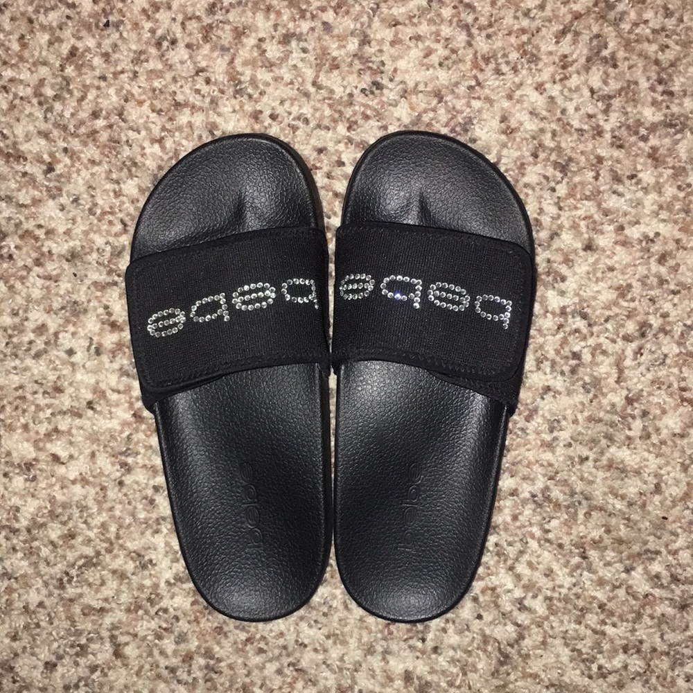 Bebe slides